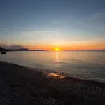 Sea Side Daire *